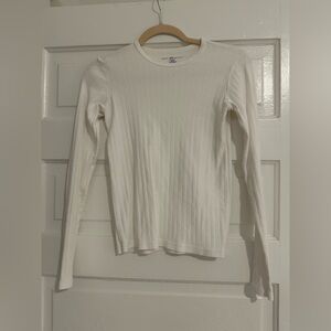 Brandy Melville Pointelle long Sleeve shirt